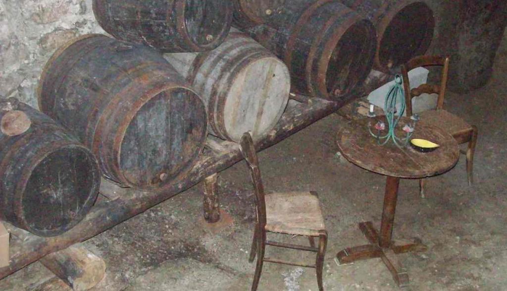Le Vin De L'Ete Bed and Breakfast Ponet-et-Saint-Auban Εξωτερικό φωτογραφία